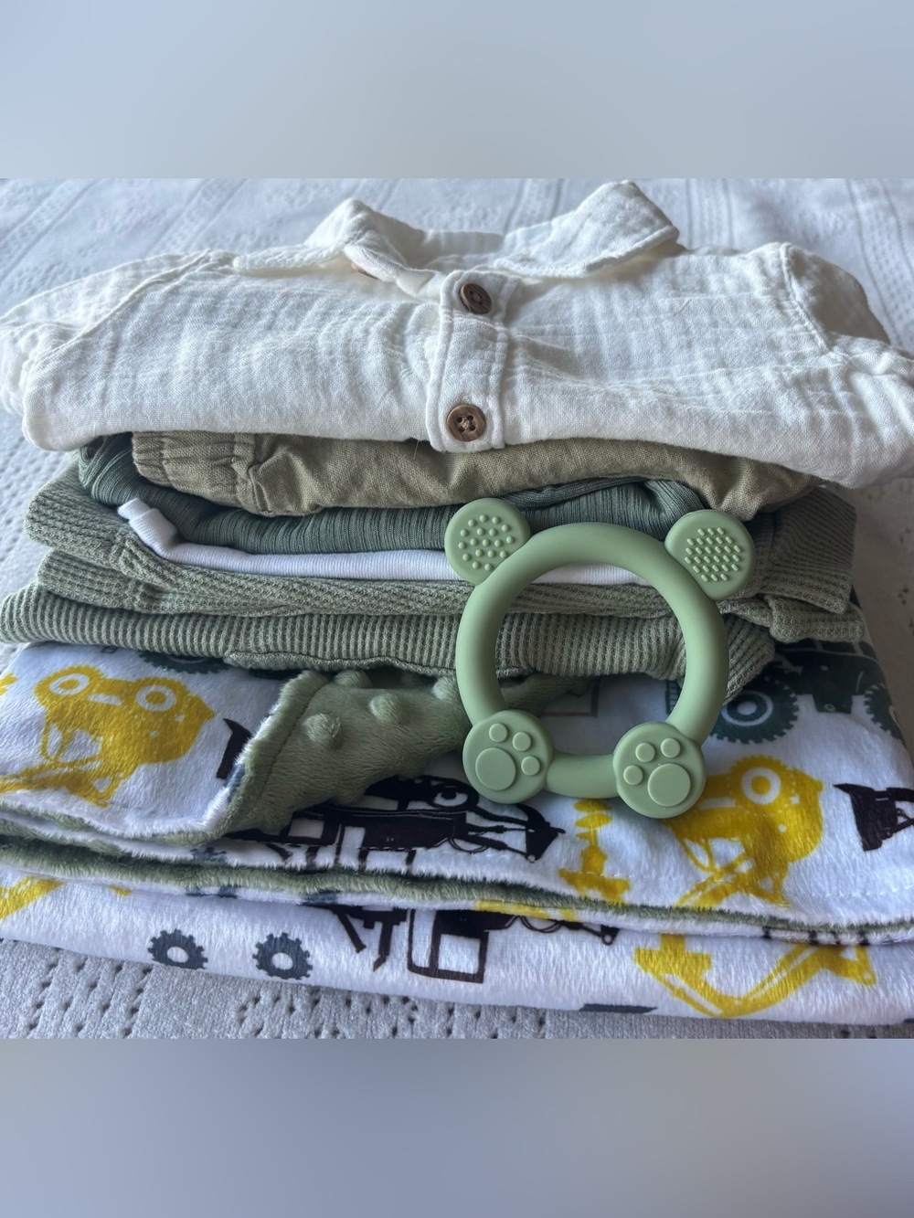 Newborn Neutral Boy Bundle | Little Planet + Gown + Blanket + Gift Set